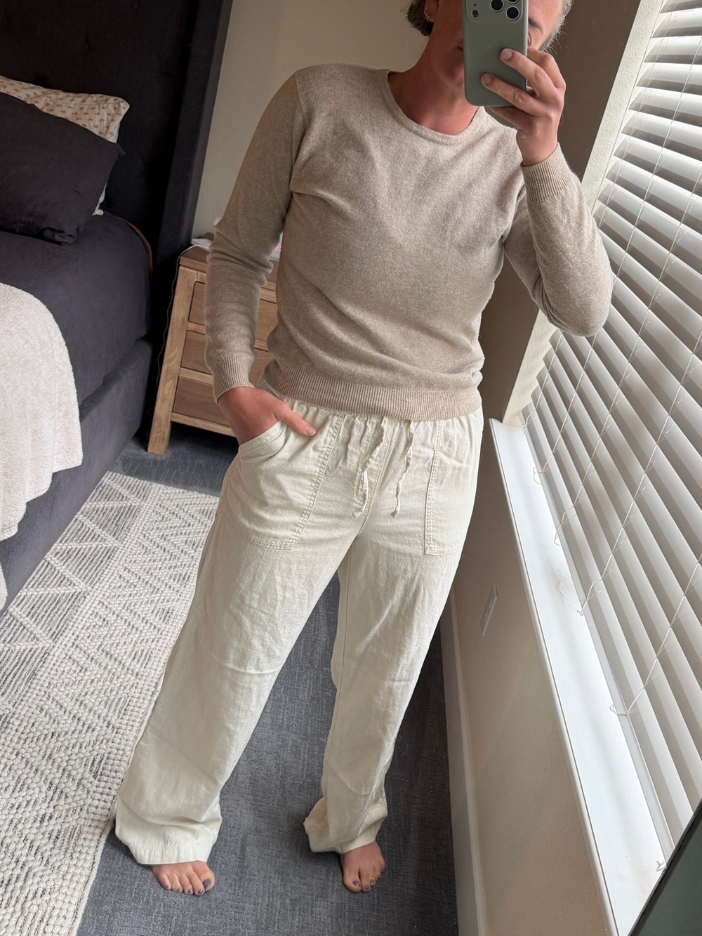 VTG 90s Jones Wear Beige 100% Cashmere Knit Pullover Crew Sweater